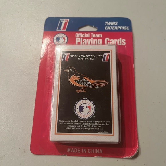 Official Team Playing Cards - Red - Picture 3 of 3